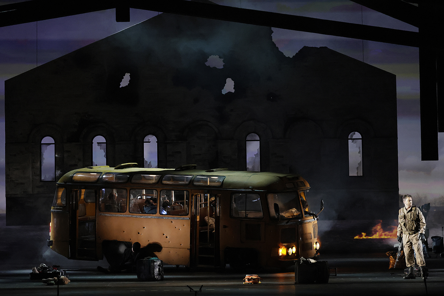 Автобус для театра