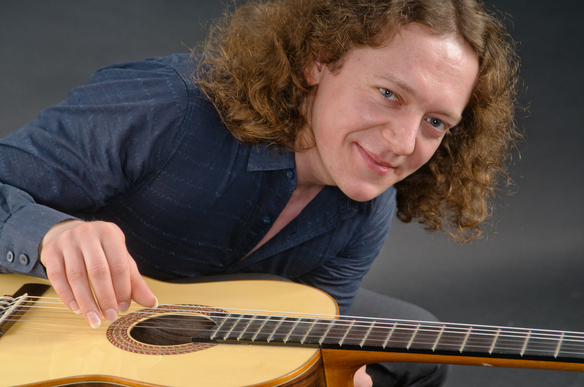 Ф таррега композитор. Американский гитарист и композитор черный. Эндрю йорк гитарист мандаринка. Гитара композиторы. Франсиско таррега фото.