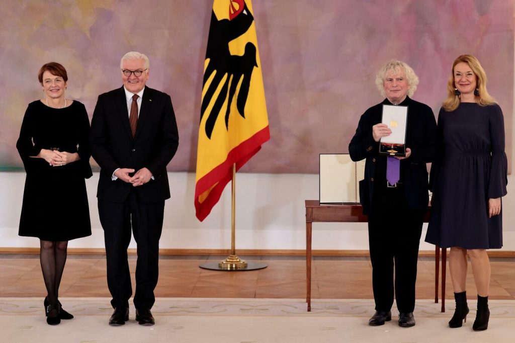 Саймон Рэттл удостоен Ордена «За заслуги перед Федеративной Республикой Германия»