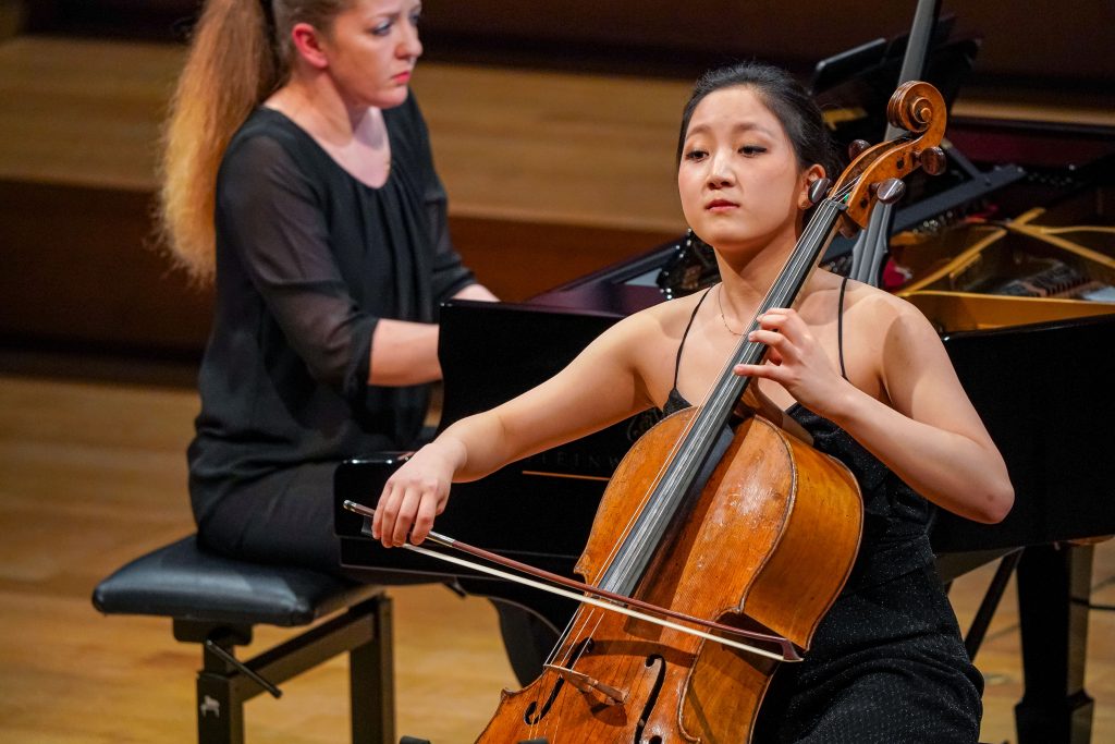 Конкурс Королевы Елизаветы выиграла виолончелистка из Южной Кореи