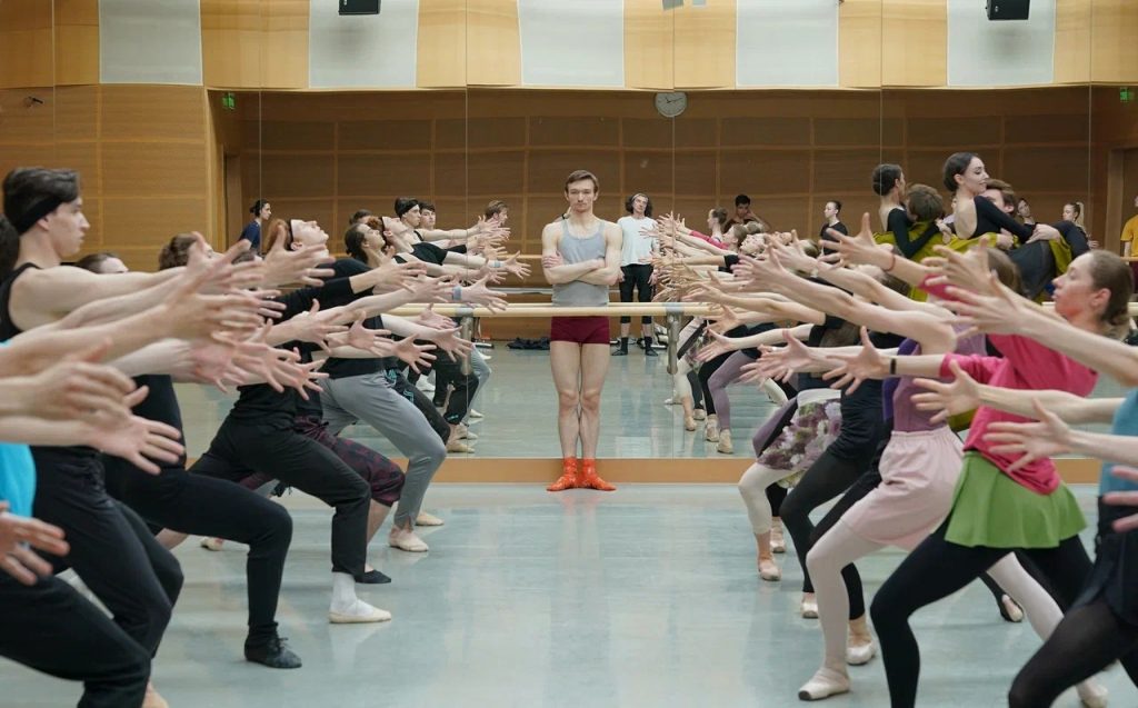 Мариинский театр выпускает премьеру балета «Двенадцать» по Блоку