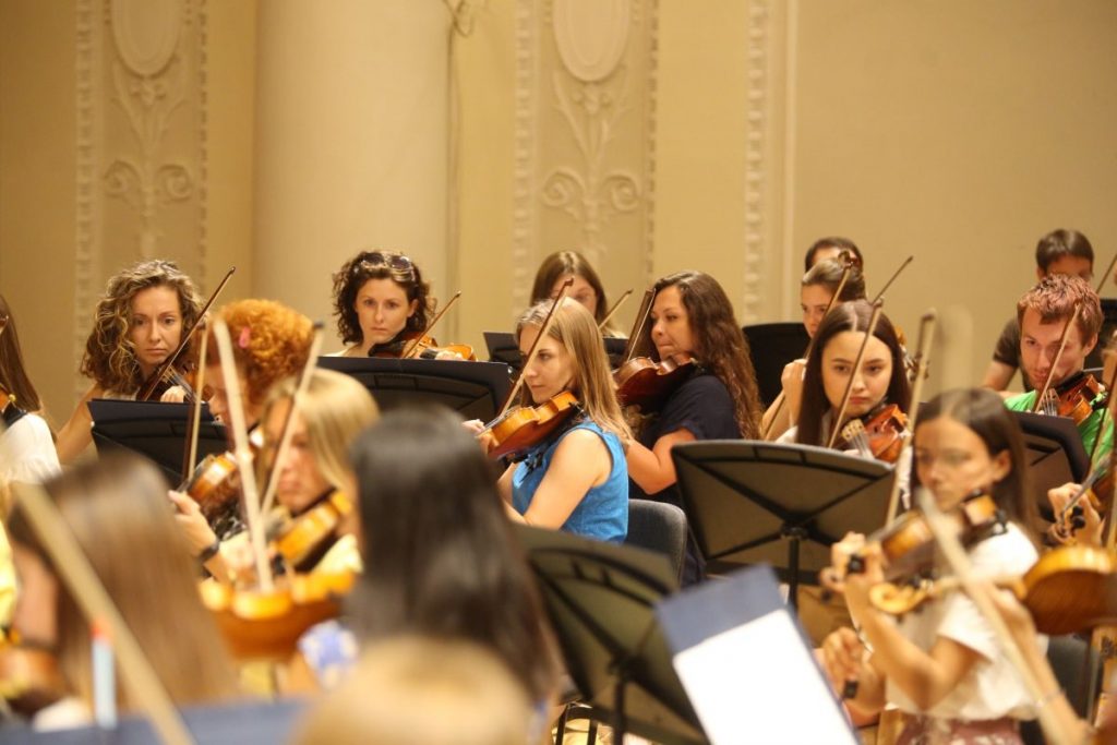 В Свердловской филармонии начала работу Молодежная оркестровая академия