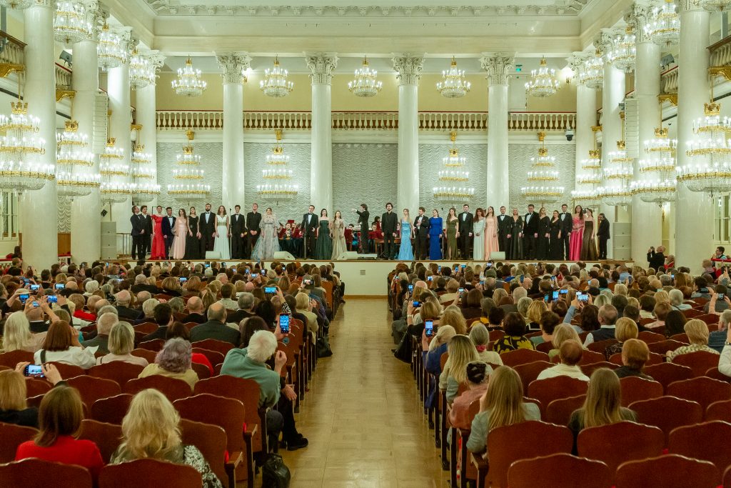 «Школа мастерства русской песни» завершилась гала-концертом в Москве