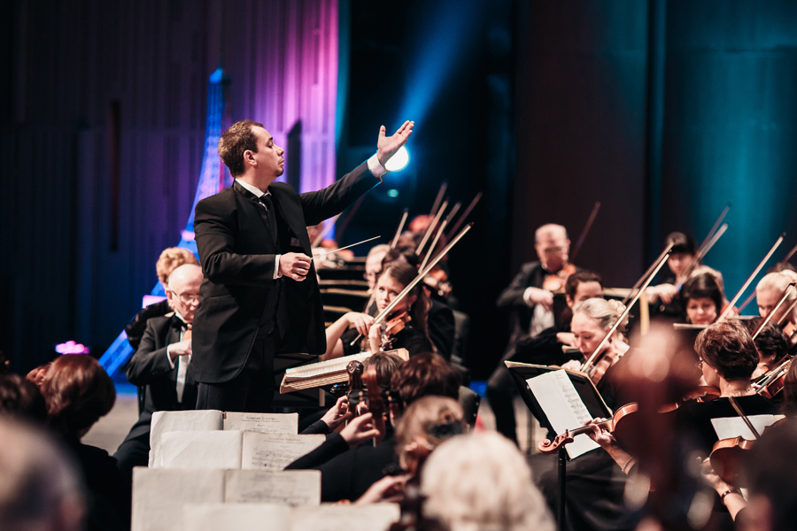 Уральский молодежный и Красноярский академический симфонические оркестры выступят в Концертном зале Мариинского театра