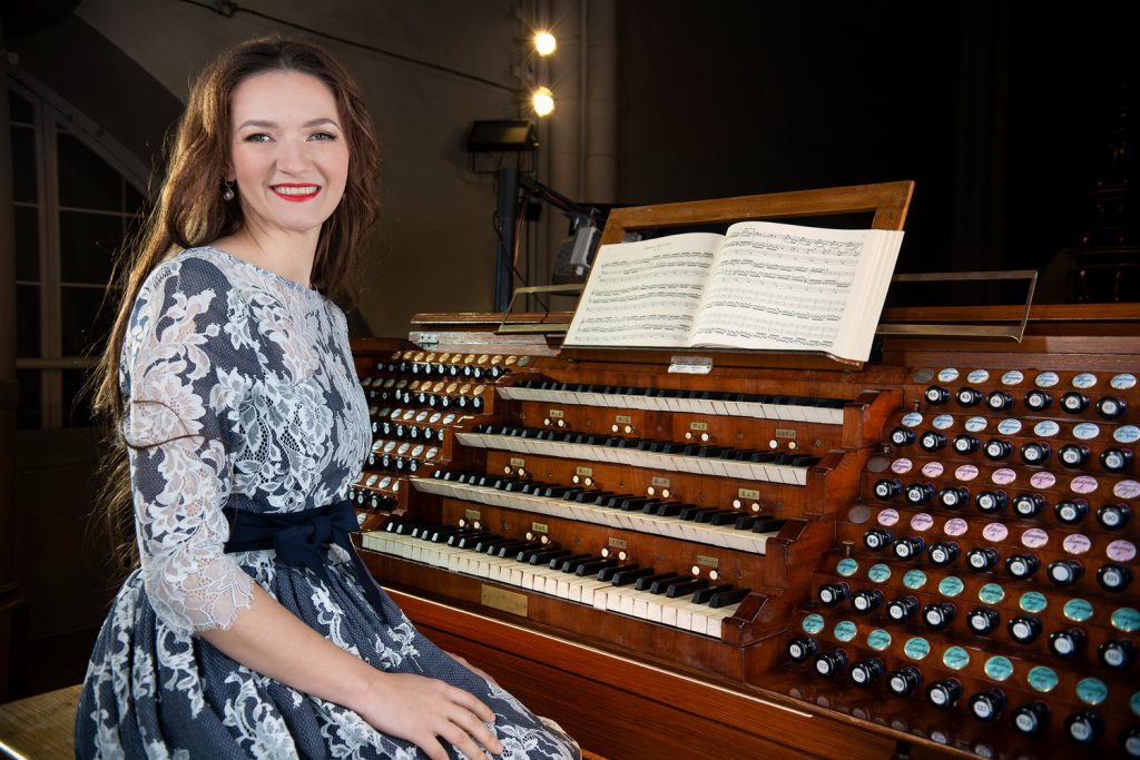 Елена Привалова примет участие в органном фестивале в Зале Зарядье