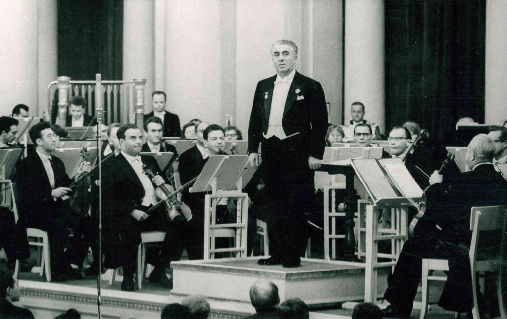 Петербургская филармония посвящает выставку и концерт 120-летию со дня рождения Арама Хачатуряна