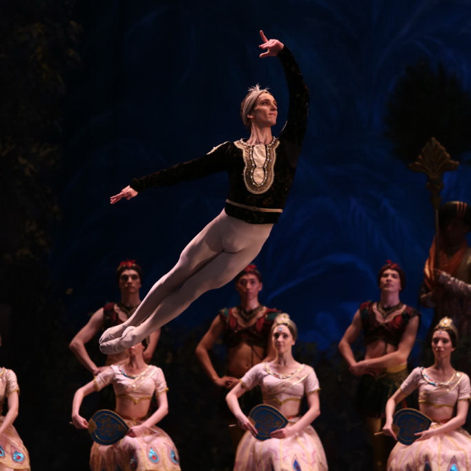 МАМТ посвящает «Баядерку» премьеру балетной труппы Сергею Мануйлову
