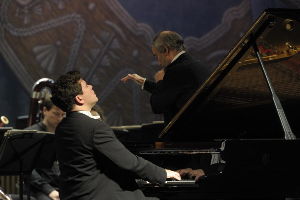 В Мариинском театре пройдет фортепианный фестиваль «Лики современного пианизма»