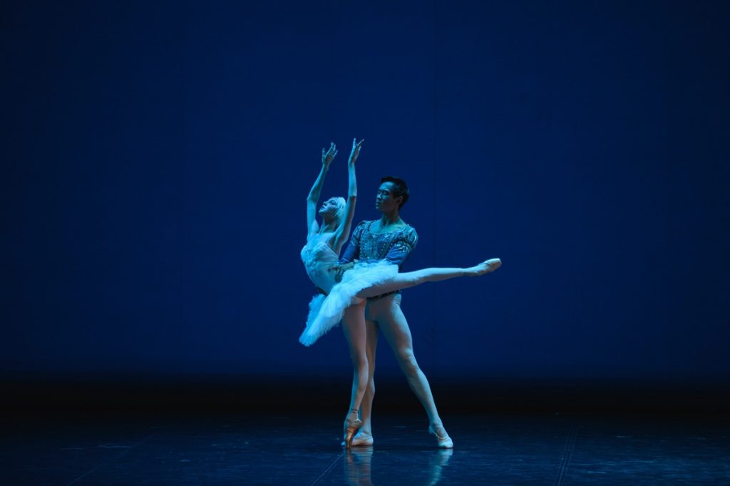 Конкурс артистов балета «Арабеск» посвятят юбилею со дня рождения Екатерины Максимовой