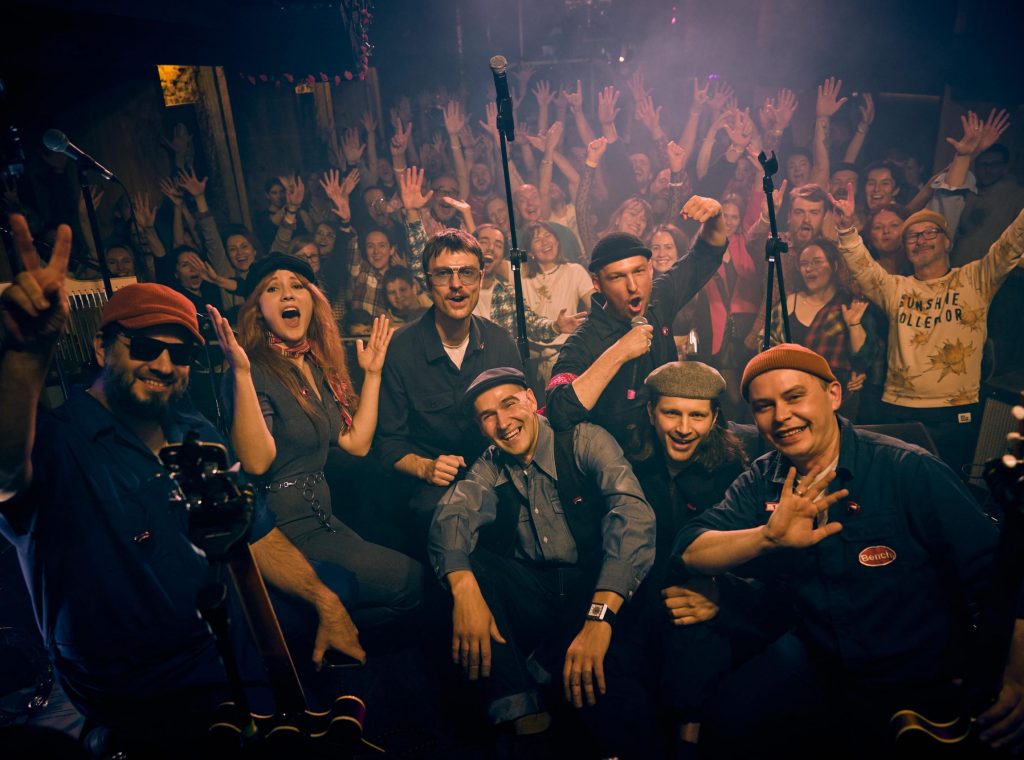 Окрыленные фанком