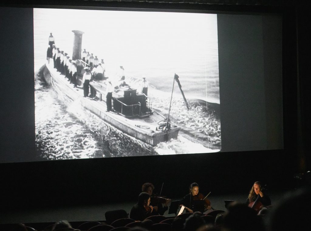 «Броненосец “Потемкин”» взял новый курс