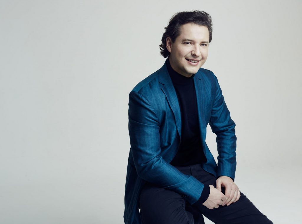 Дмитрий Корчак исполнит партию Лоэнгрина в Зале Чайковского