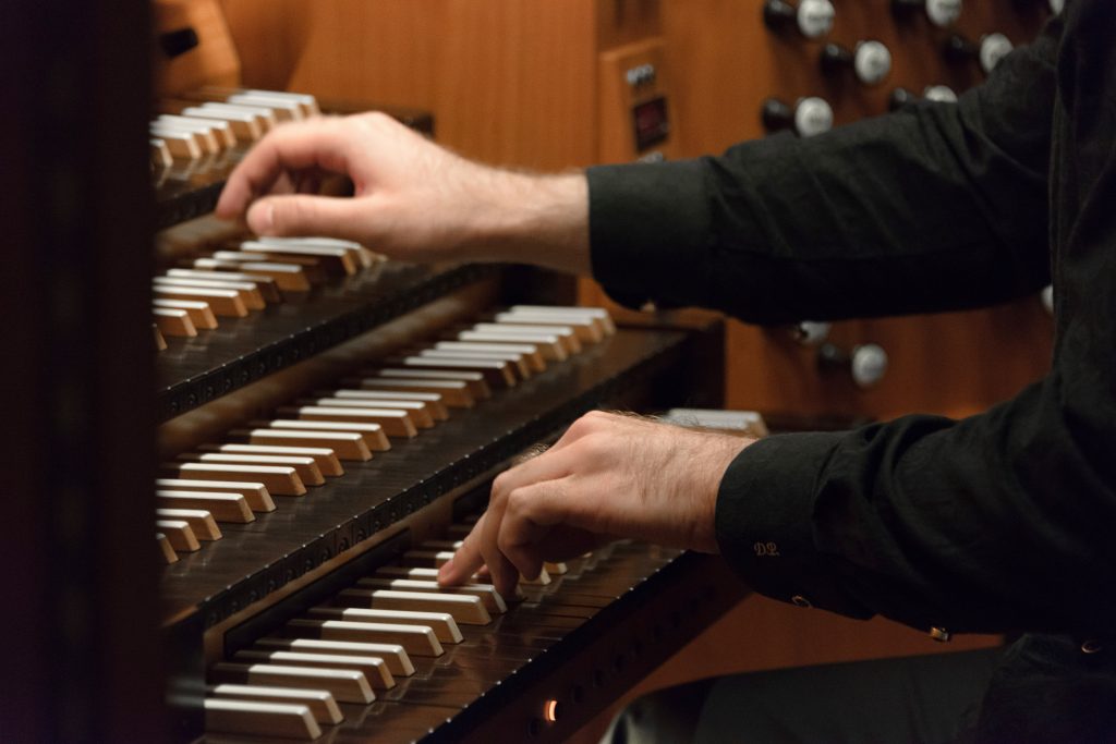 Музыка для органа и терменвокса прозвучит в Доме Остермана