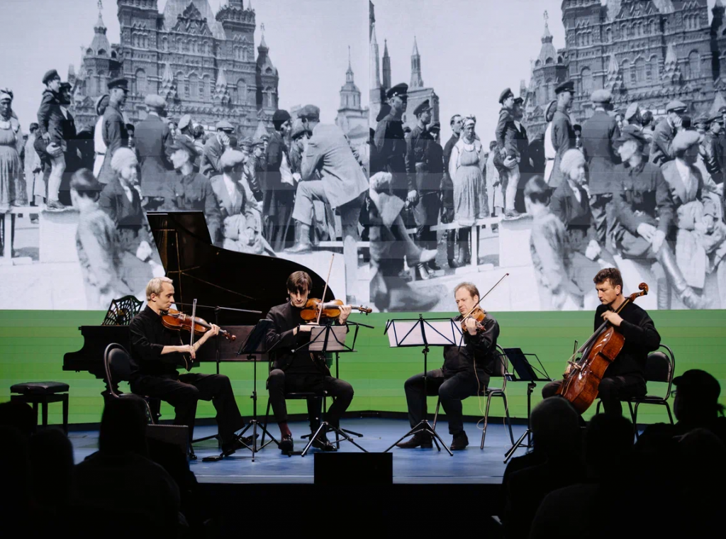 Резонанс музыки и атомов