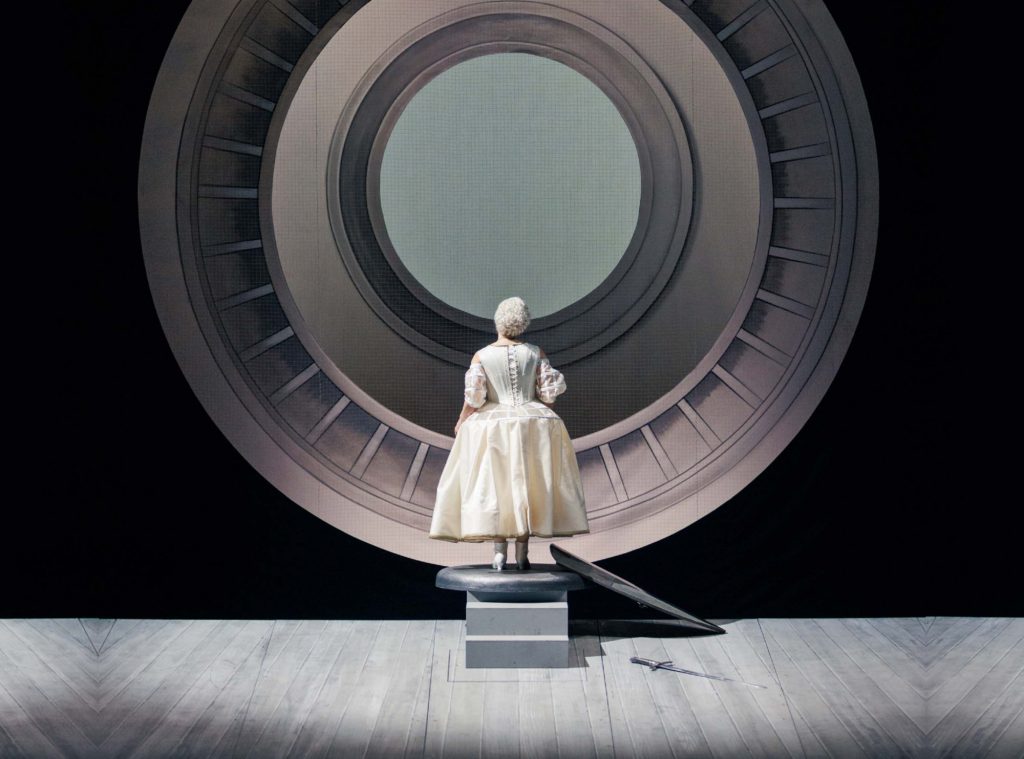 Полеты наяву и на экране