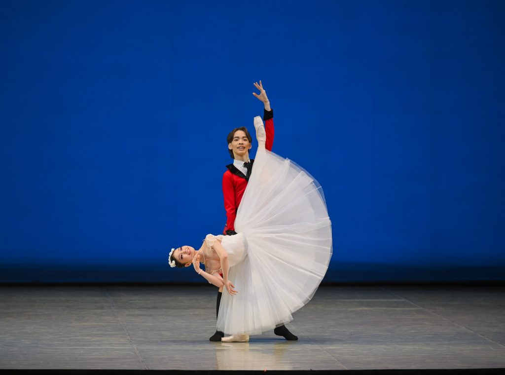 В Перми состоится конкурс артистов балета «Арабеск»